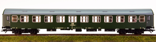 Märklin 42982 – 5-teiliges Reisezugwagen-Set der (D)DR